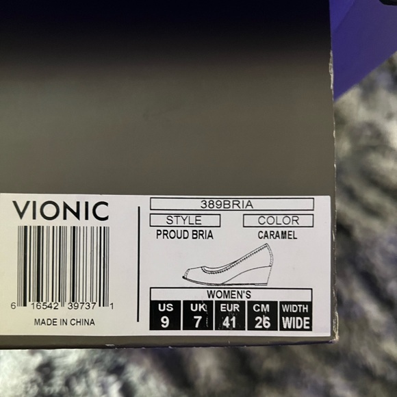 Vionic: Proud Bria Wedge (Caramel) - Picture 14 of 16